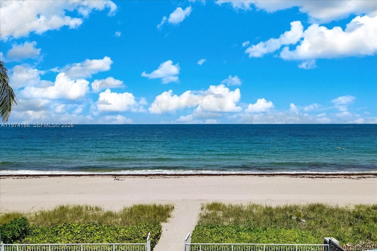 LAUDERDALE BEACH - Residential