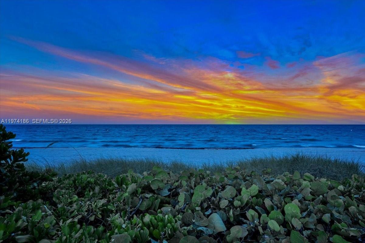LAUDERDALE BEACH - Residential