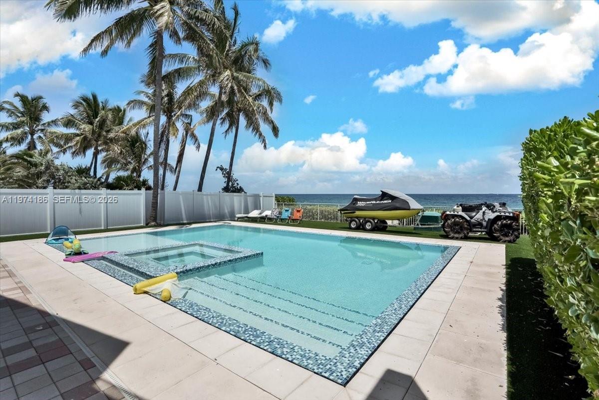 LAUDERDALE BEACH - Residential