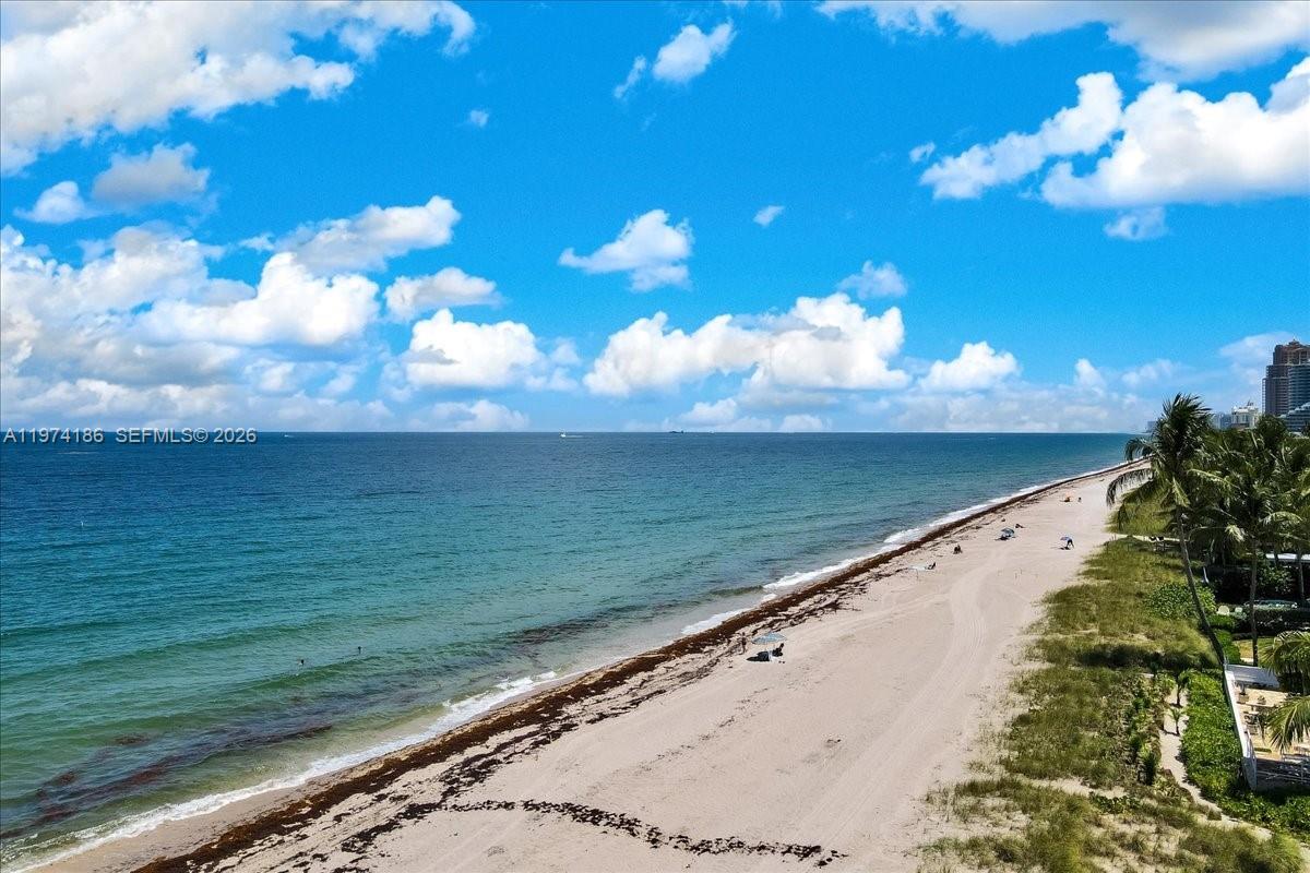 LAUDERDALE BEACH - Residential