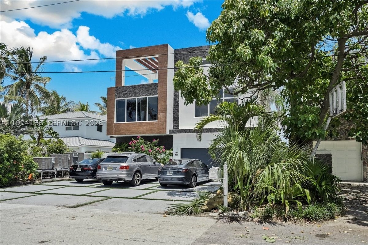 3036 N Atlantic Blvd