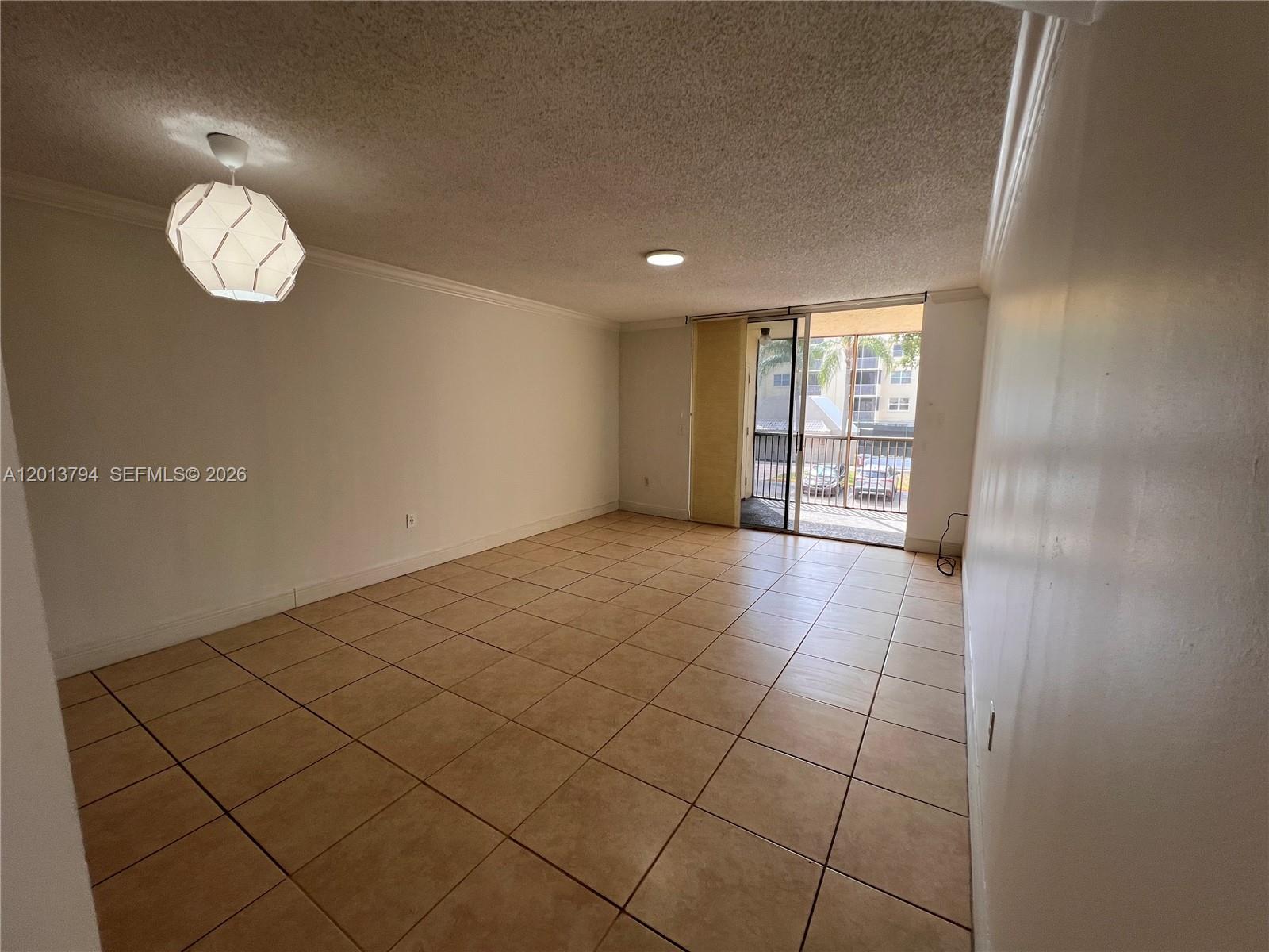 LAS VISTAS AT DORAL CONDO - Residential