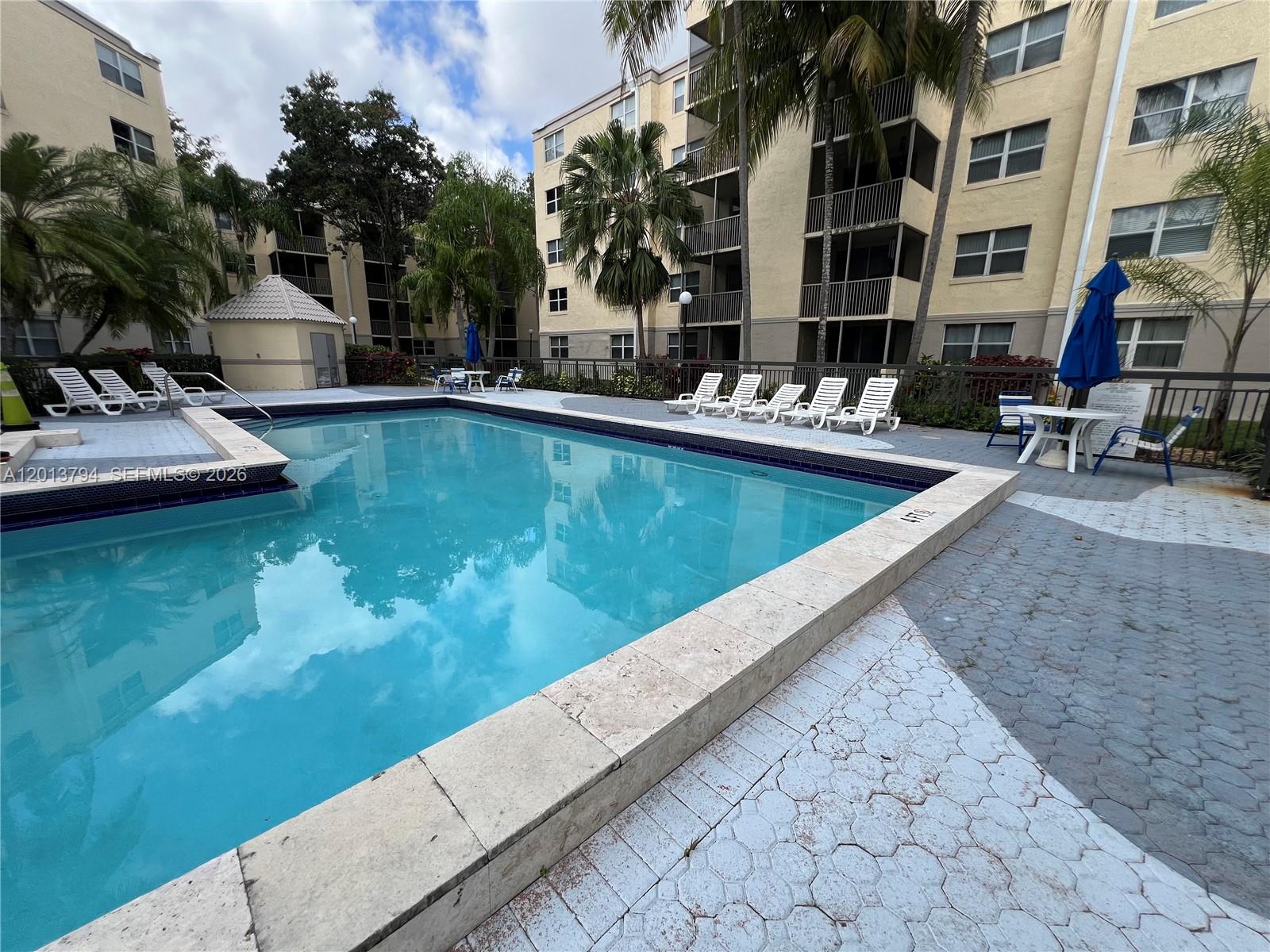 LAS VISTAS AT DORAL CONDO - Residential
