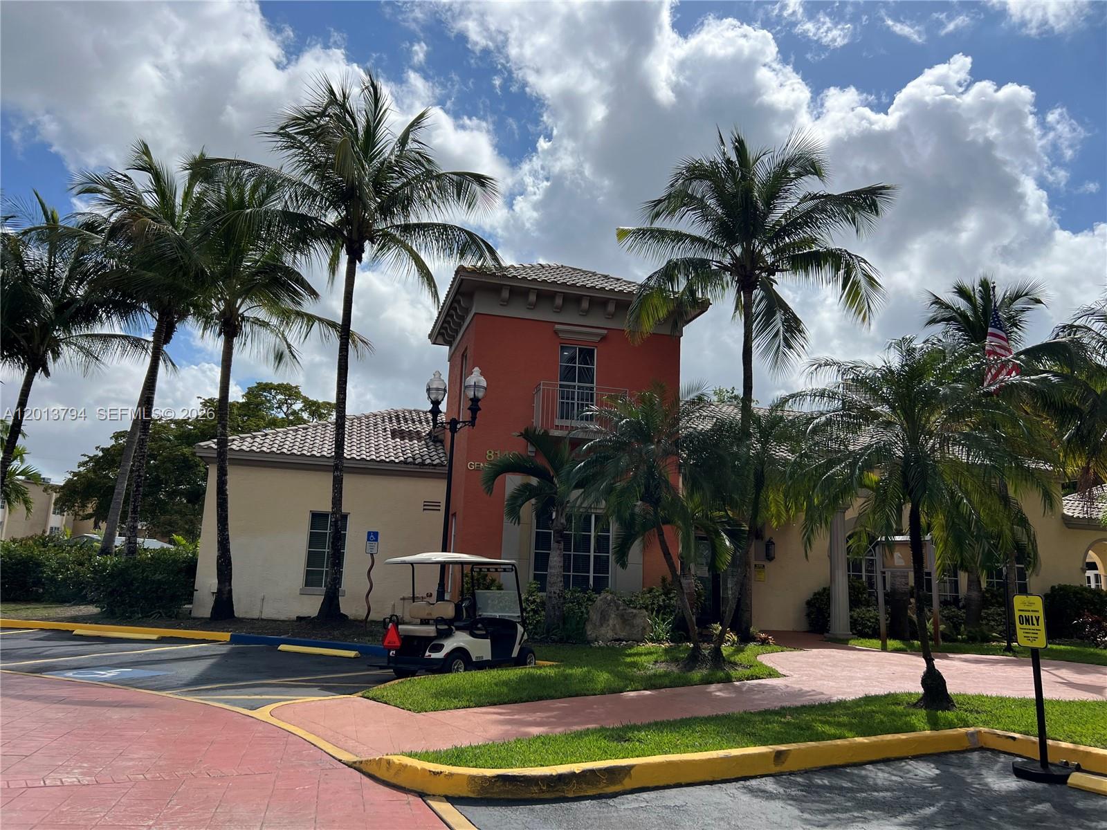 LAS VISTAS AT DORAL CONDO - Residential
