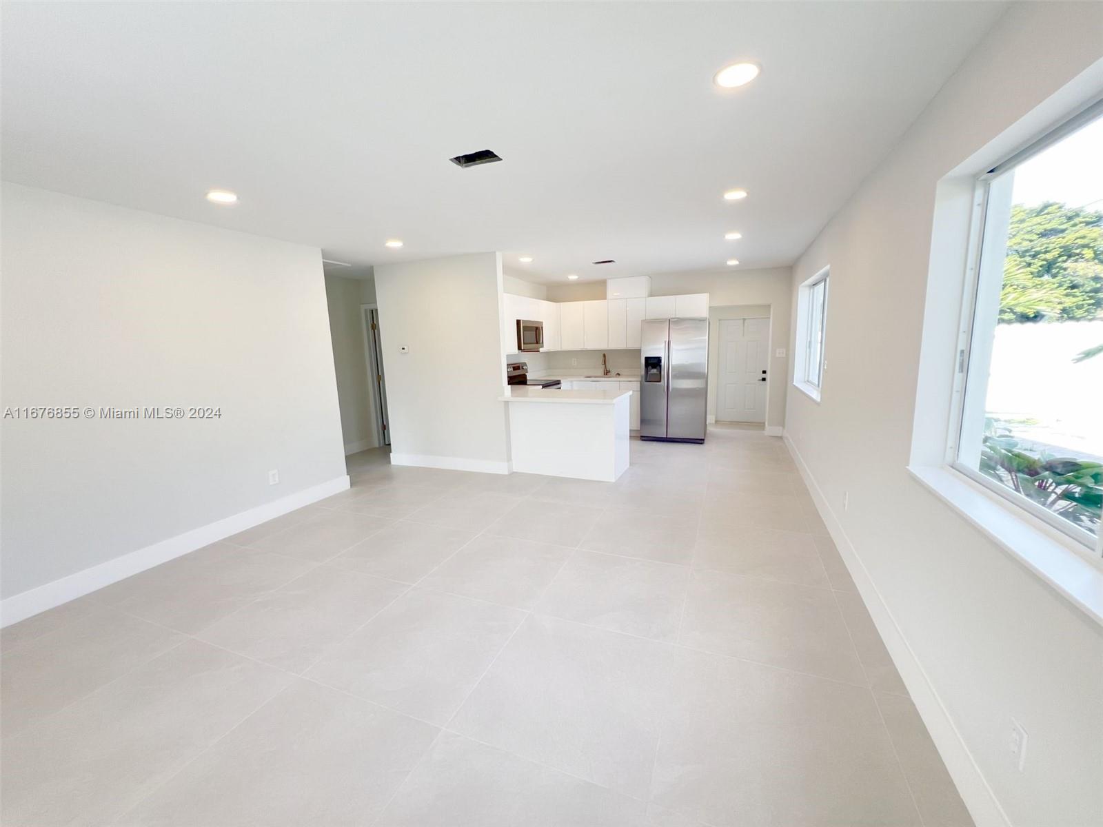 PINEWOOD PARK EXTENSION - Residential Lease