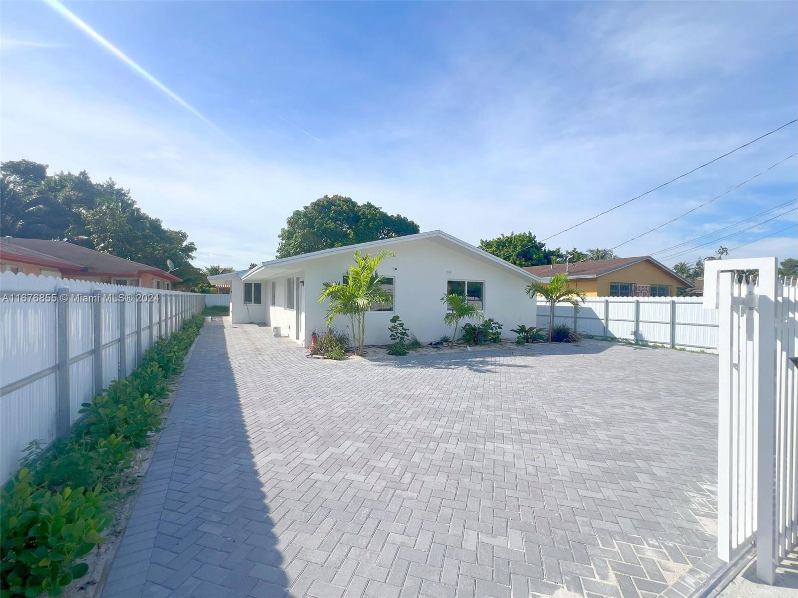 Beautiful fully renovated spacious 2bed/1bath unit in central location. brand new appliances, tile floors throughout, washer & dryer inside of unit, driveway, fully fenced in for additional privacy, ready to move in.