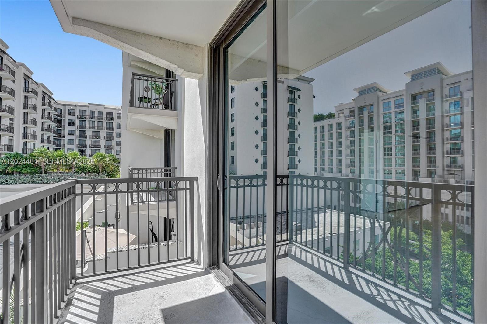 MERRICK MANOR - Residential Lease