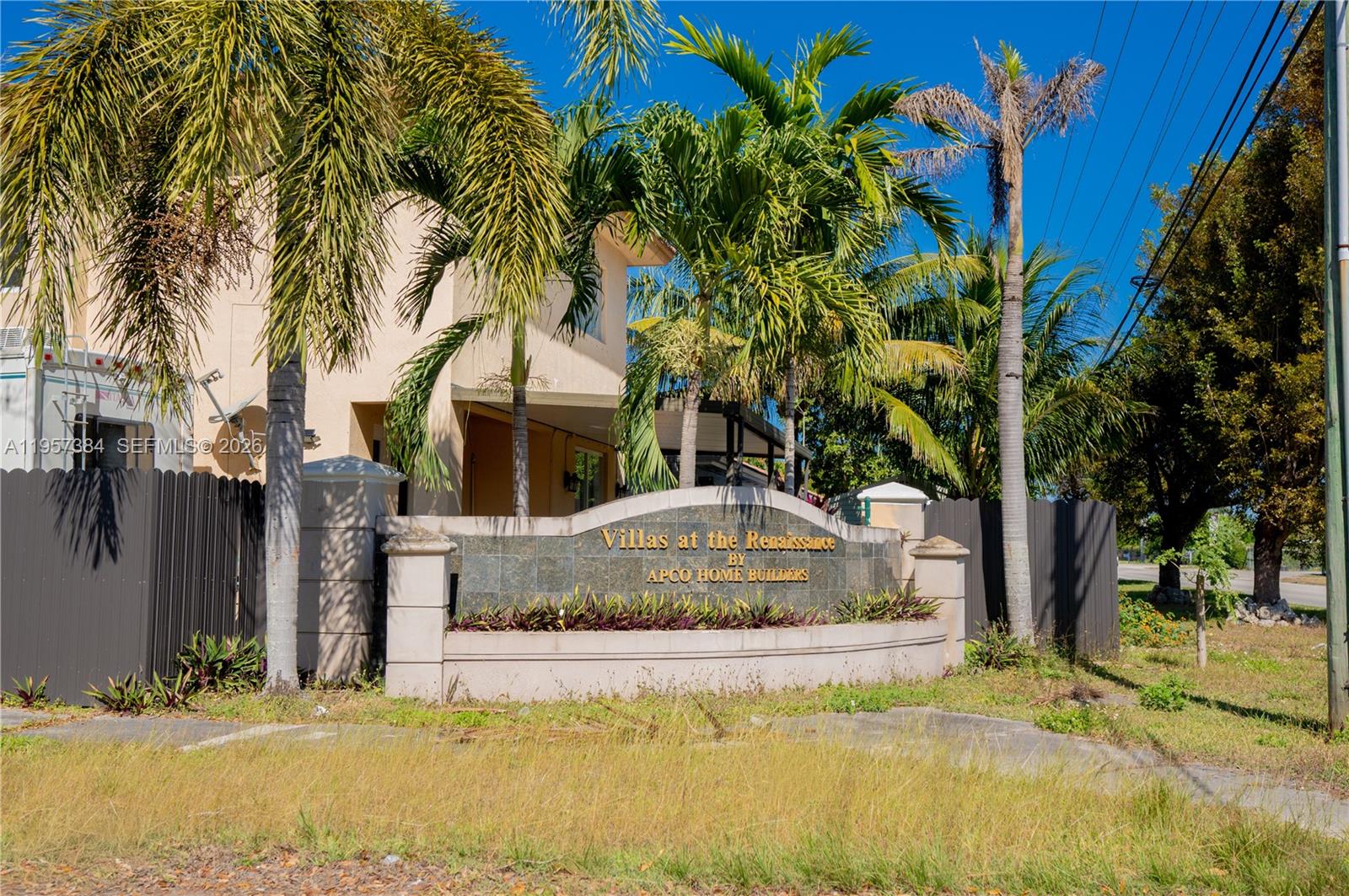 VILLAS AT THE RENAISSANCE - Residential