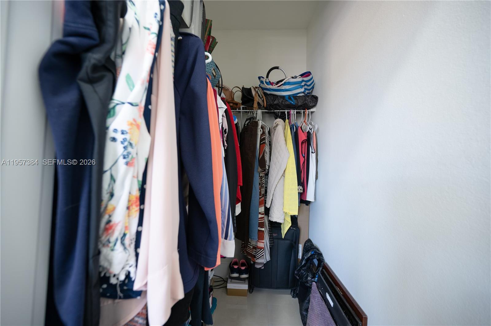 VILLAS AT THE RENAISSANCE - Residential