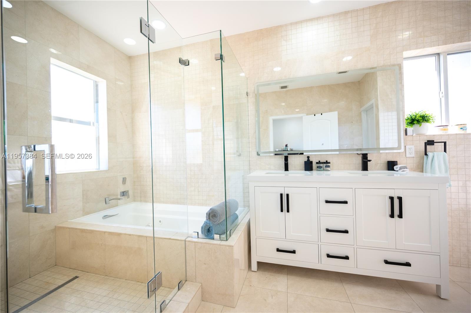 VILLAS AT THE RENAISSANCE - Residential