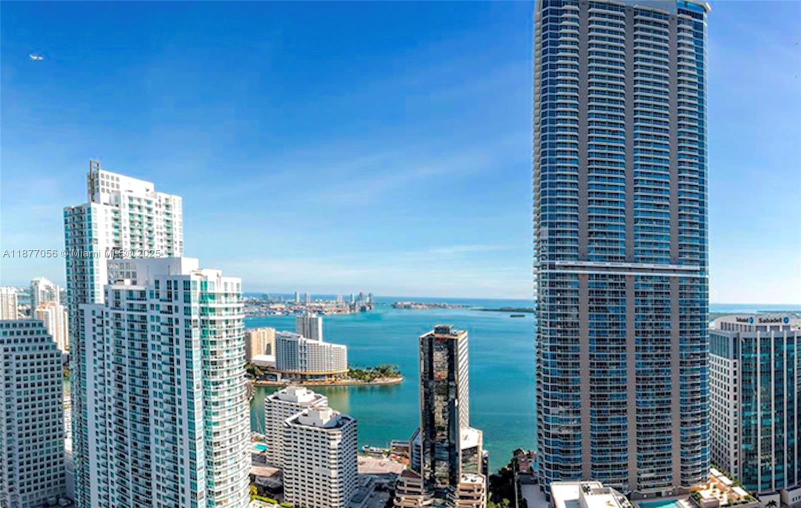 In the heart of Brickell, 2bedroomplus large Den with 3 full bathrooms and 2 parking spots is hard to find. This unit is ready to move in. step into a spacious foyer from private elevator and benefits from a large variety of first-class amenities: Gym, Aerobics room, Kids playroom, Squash Court, Basketball Court, Arcade Room, Indoor Pool & Social room, indoor pool & Social room, Hammam (Spa), and Roof Deck has the outdoor pool and jacuzzi. Benefit from its central location and proximity to the beach and restaurants and service