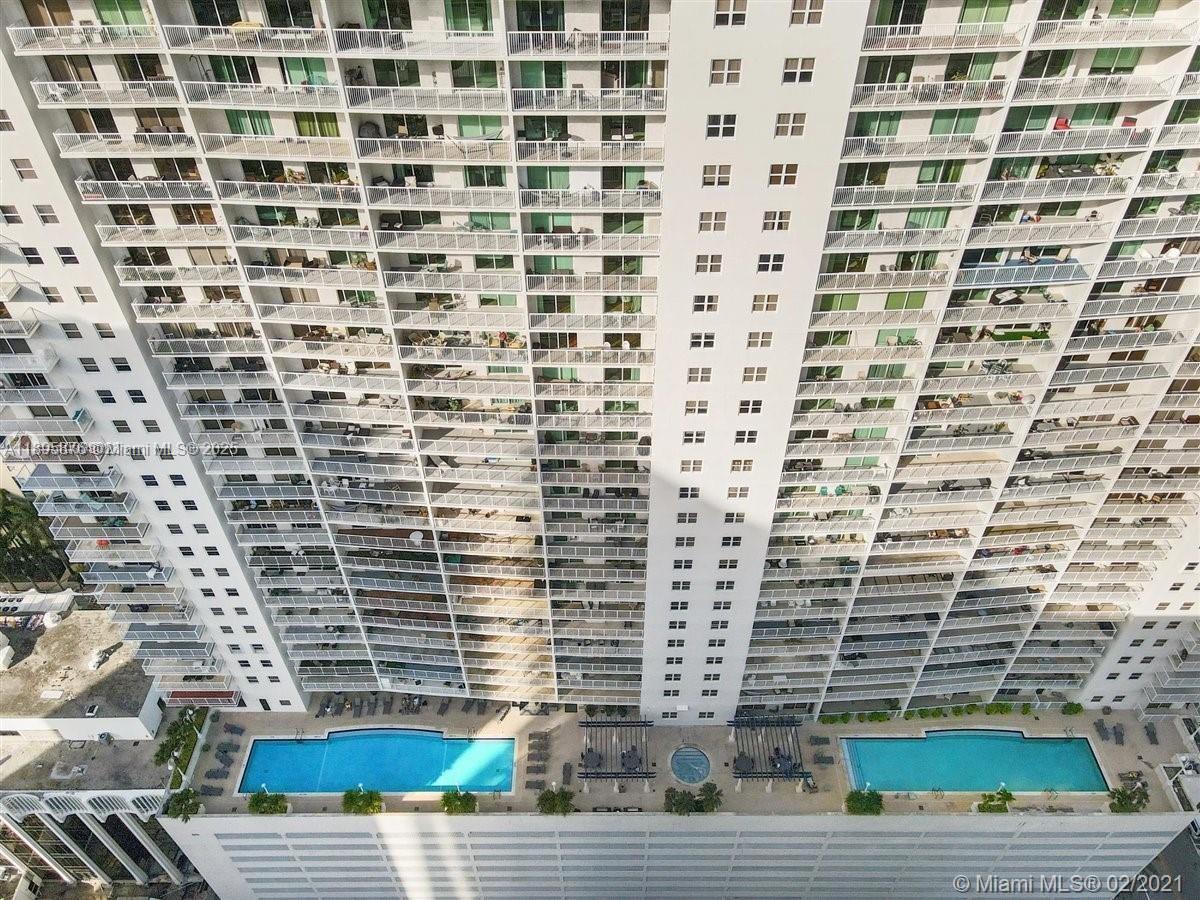 THE CLUB AT BRICKELL BAY - Residential