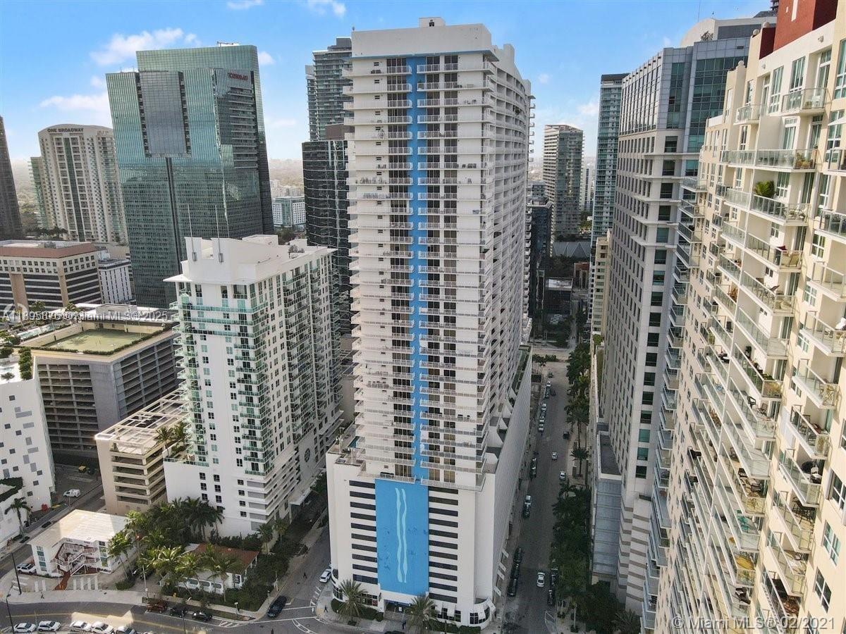 THE CLUB AT BRICKELL BAY - Residential