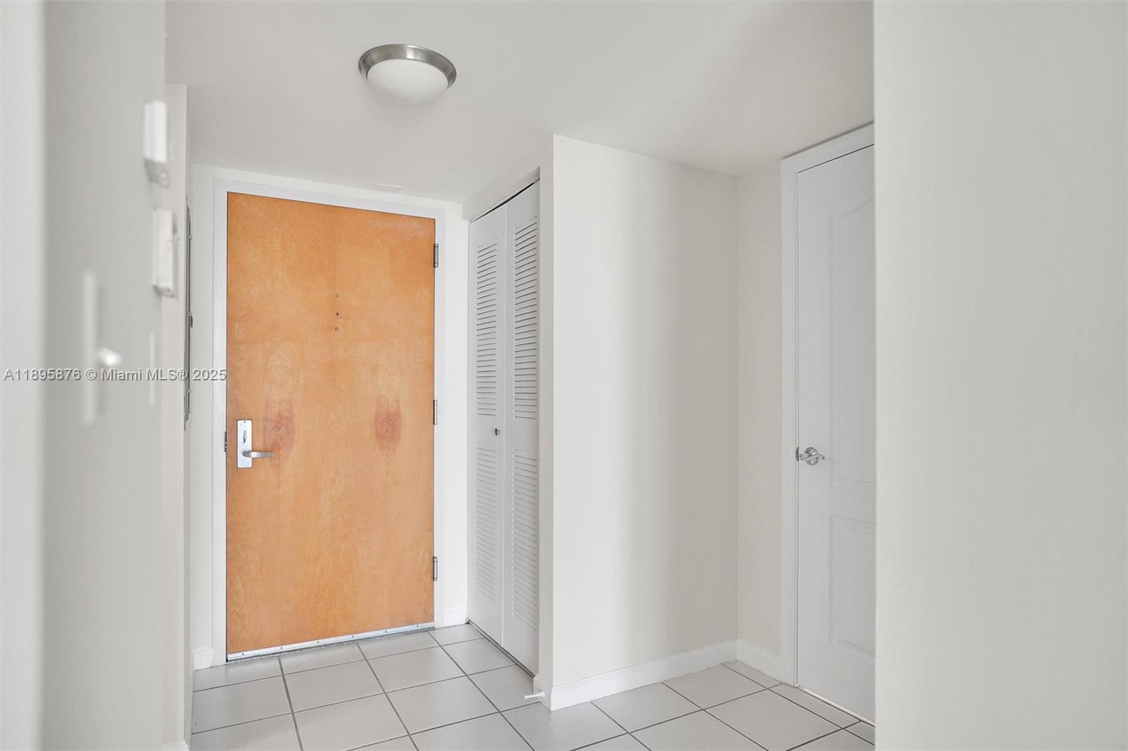 THE CLUB AT BRICKELL BAY - Residential