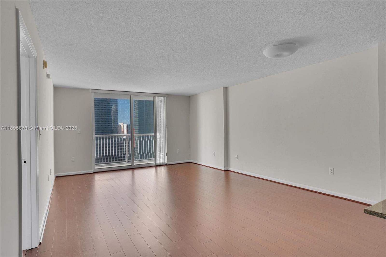 THE CLUB AT BRICKELL BAY - Residential