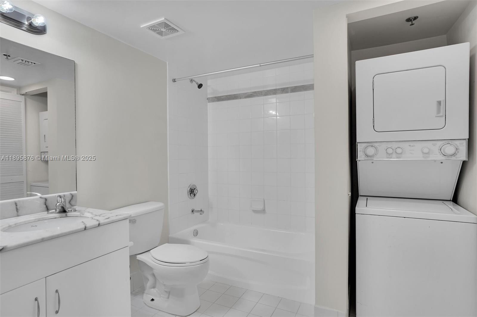 THE CLUB AT BRICKELL BAY - Residential