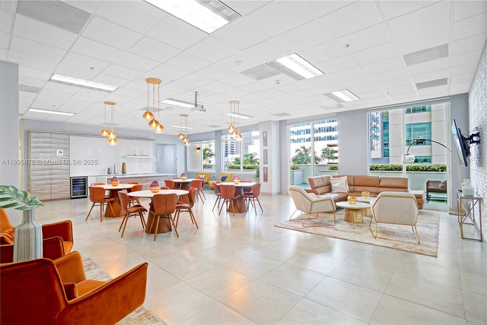 THE CLUB AT BRICKELL BAY - Residential
