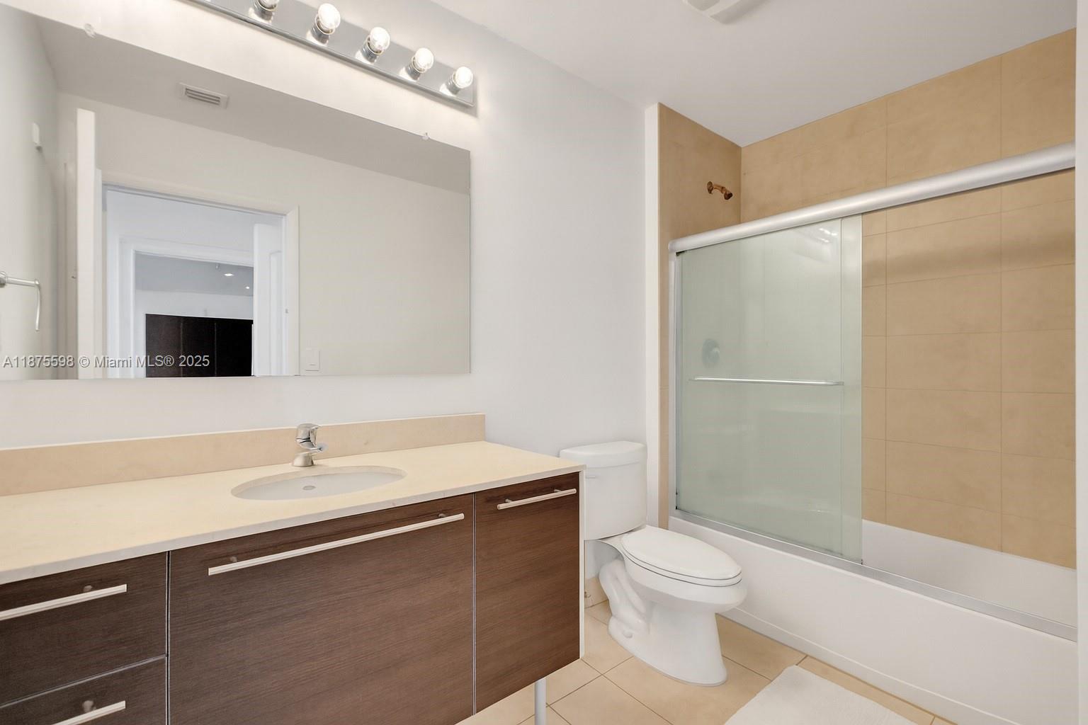 QUANTUM ON THE BAY CONDO - Residential