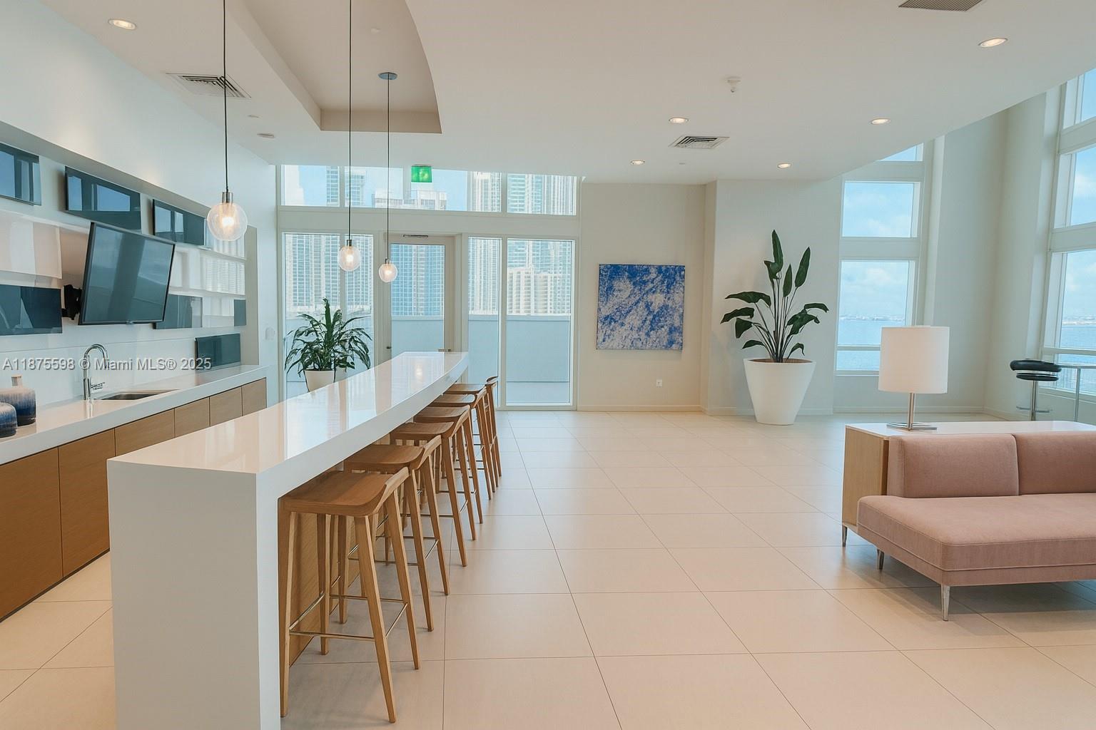 QUANTUM ON THE BAY CONDO - Residential
