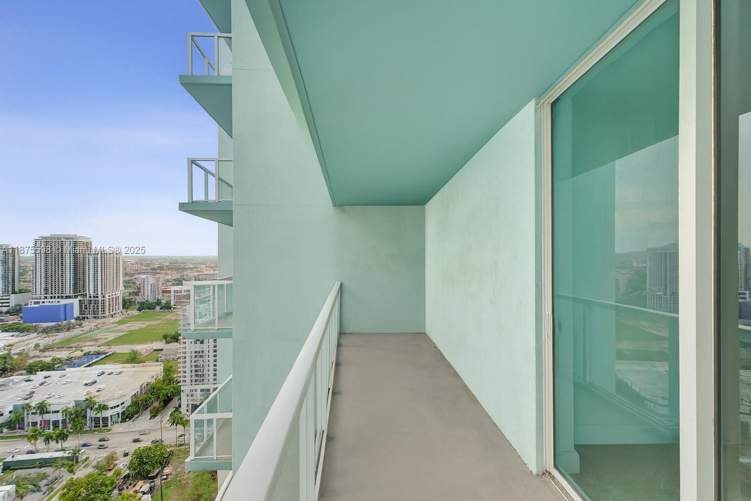 QUANTUM ON THE BAY CONDO - Residential