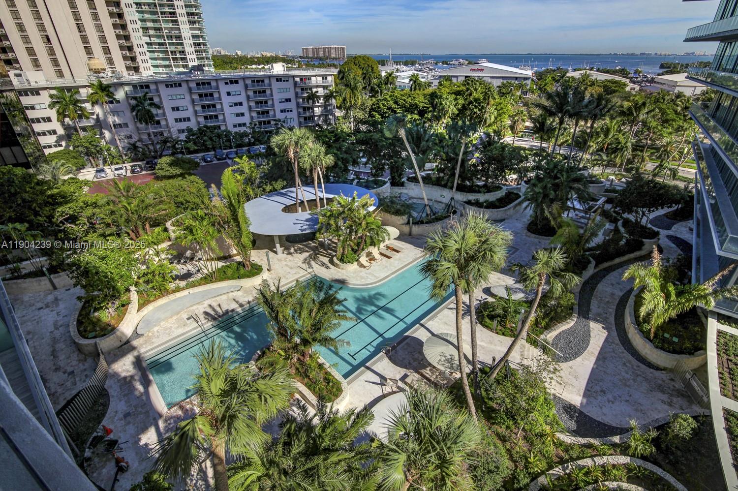 DINNER KEY - Residential