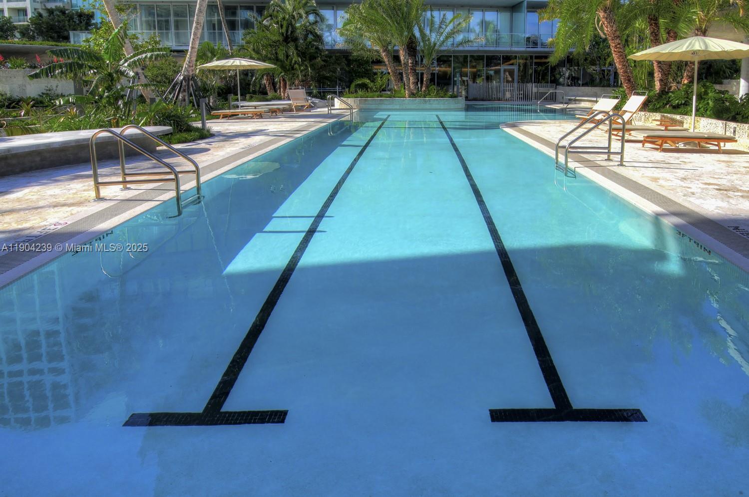 DINNER KEY - Residential