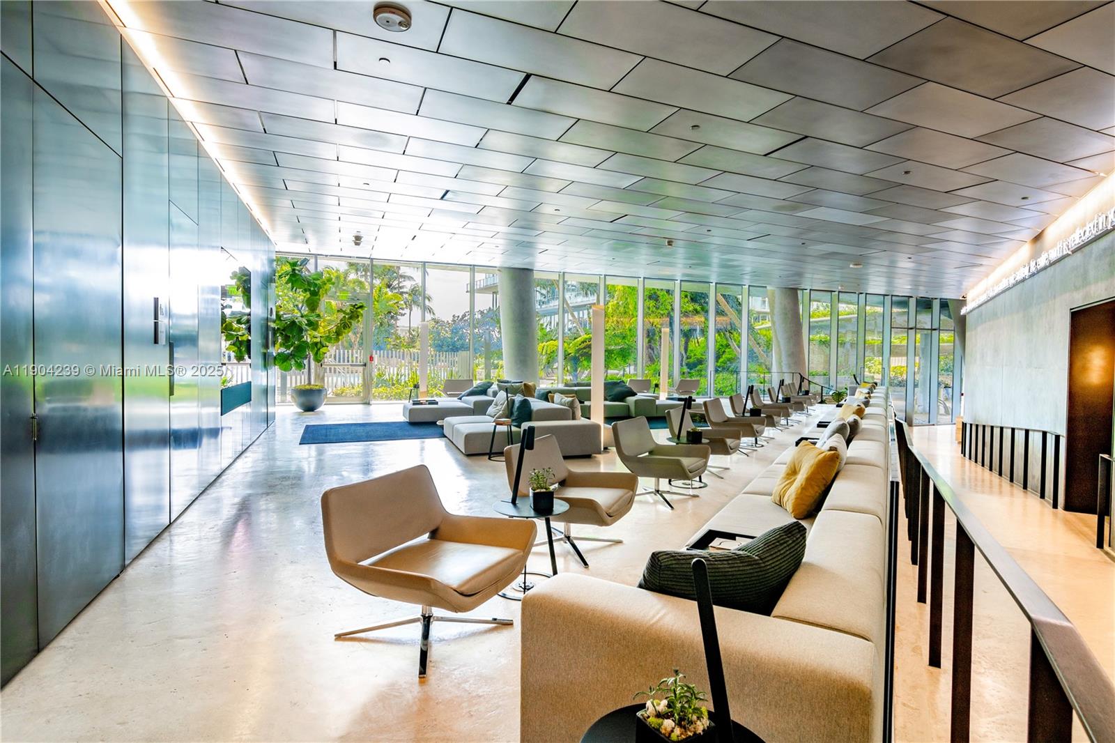 DINNER KEY - Residential