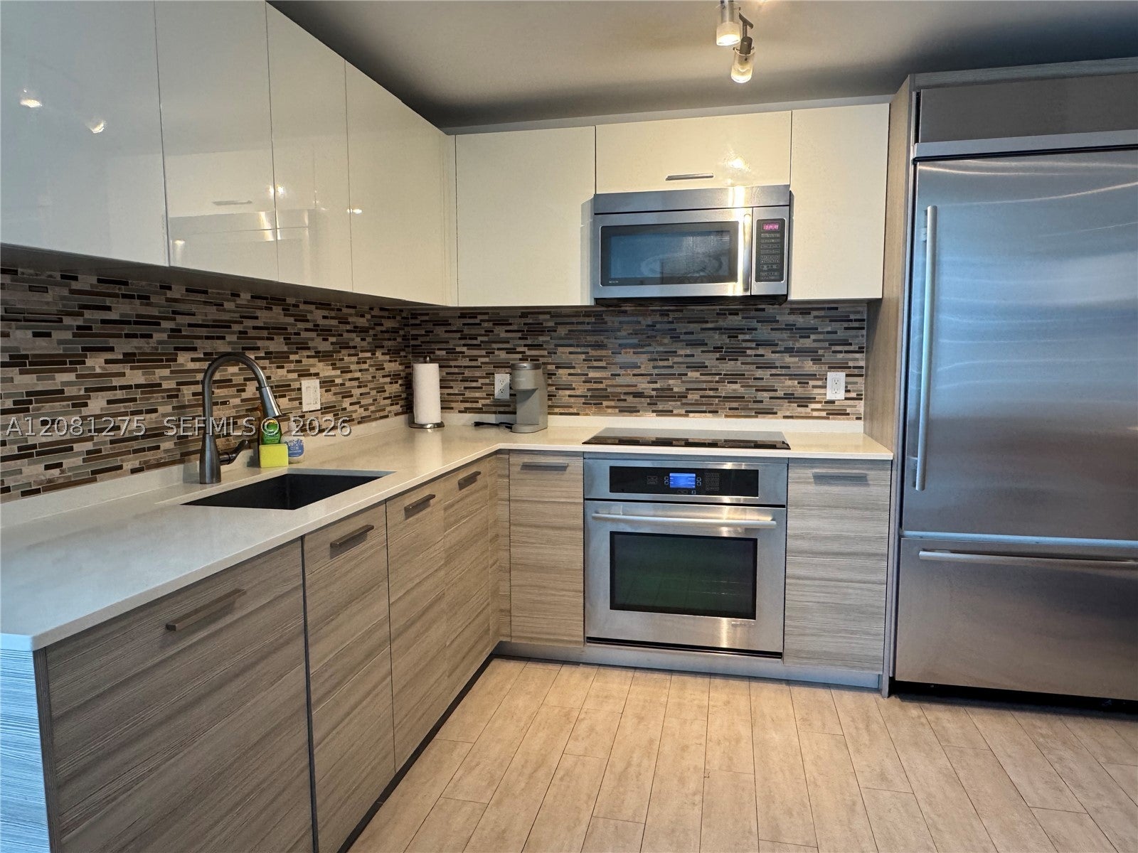 1300 Brickell Bay Dr 2610