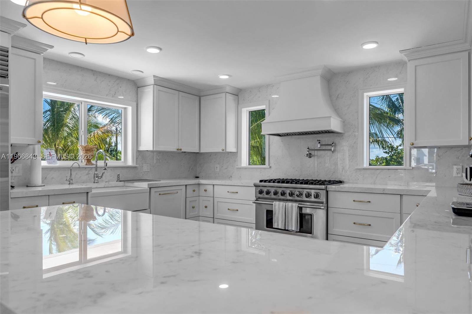 ROCK HARBOR YACHT HAVEN - Residential