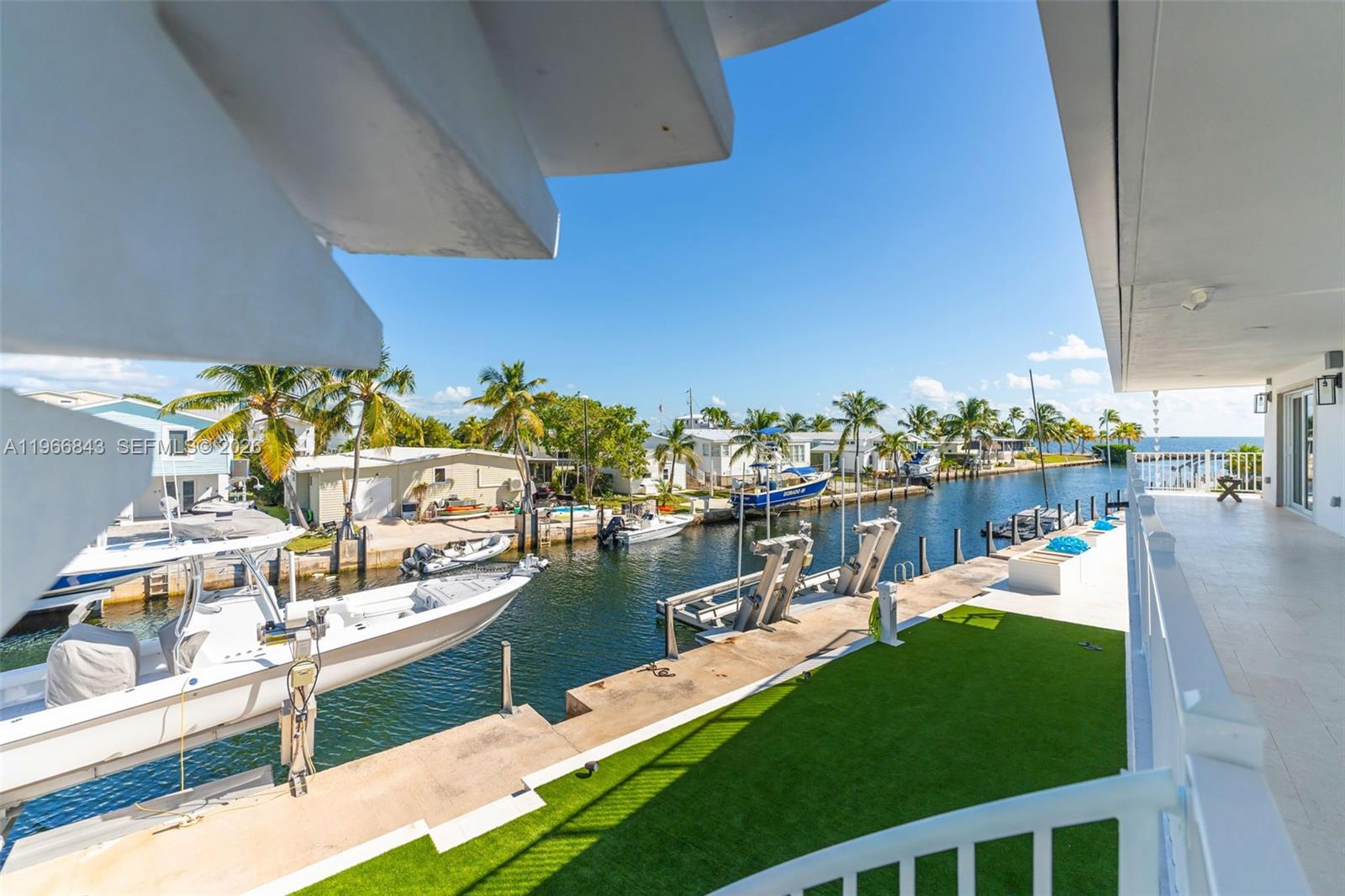 ROCK HARBOR YACHT HAVEN - Residential