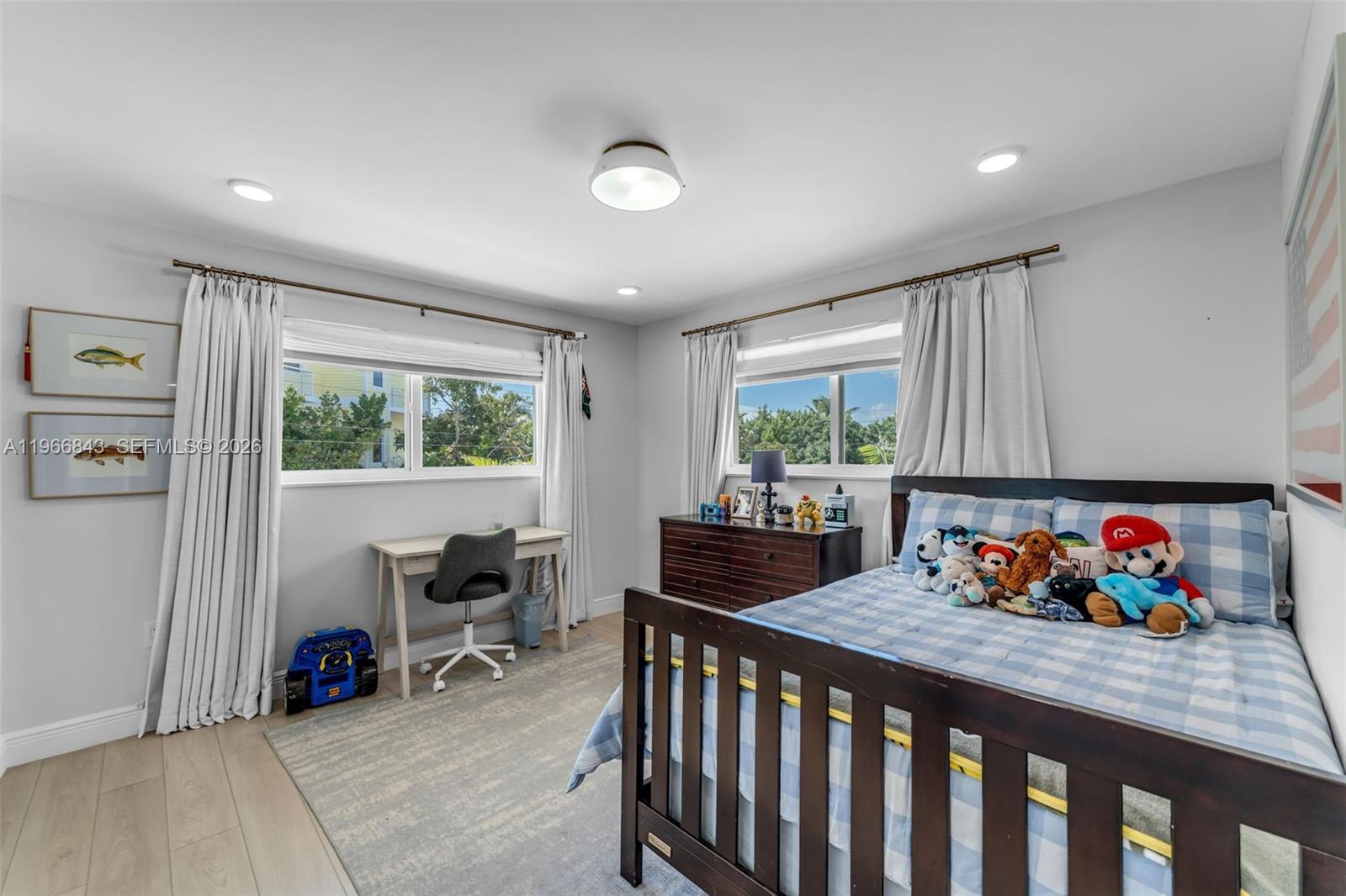 ROCK HARBOR YACHT HAVEN - Residential