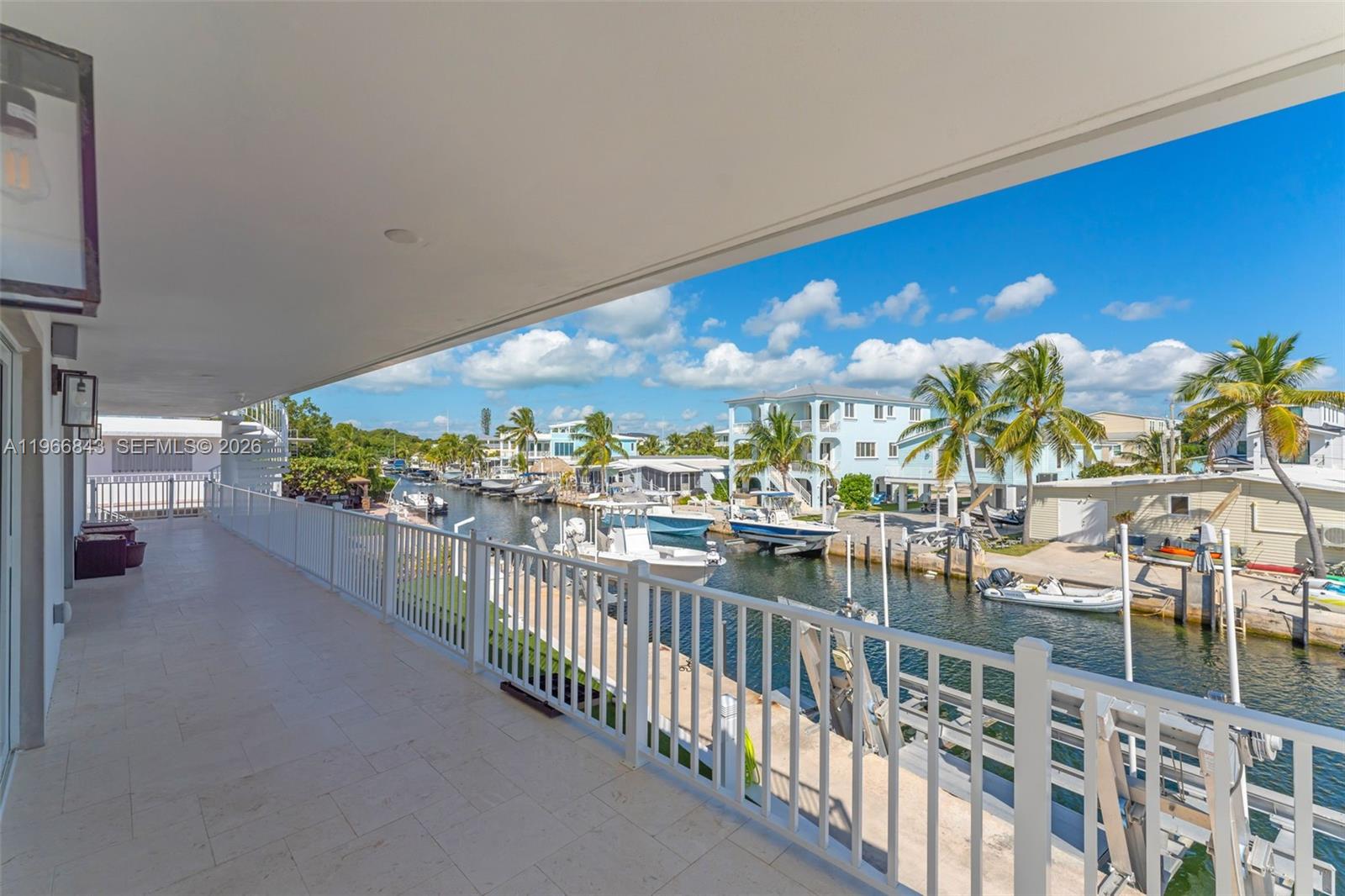 ROCK HARBOR YACHT HAVEN - Residential