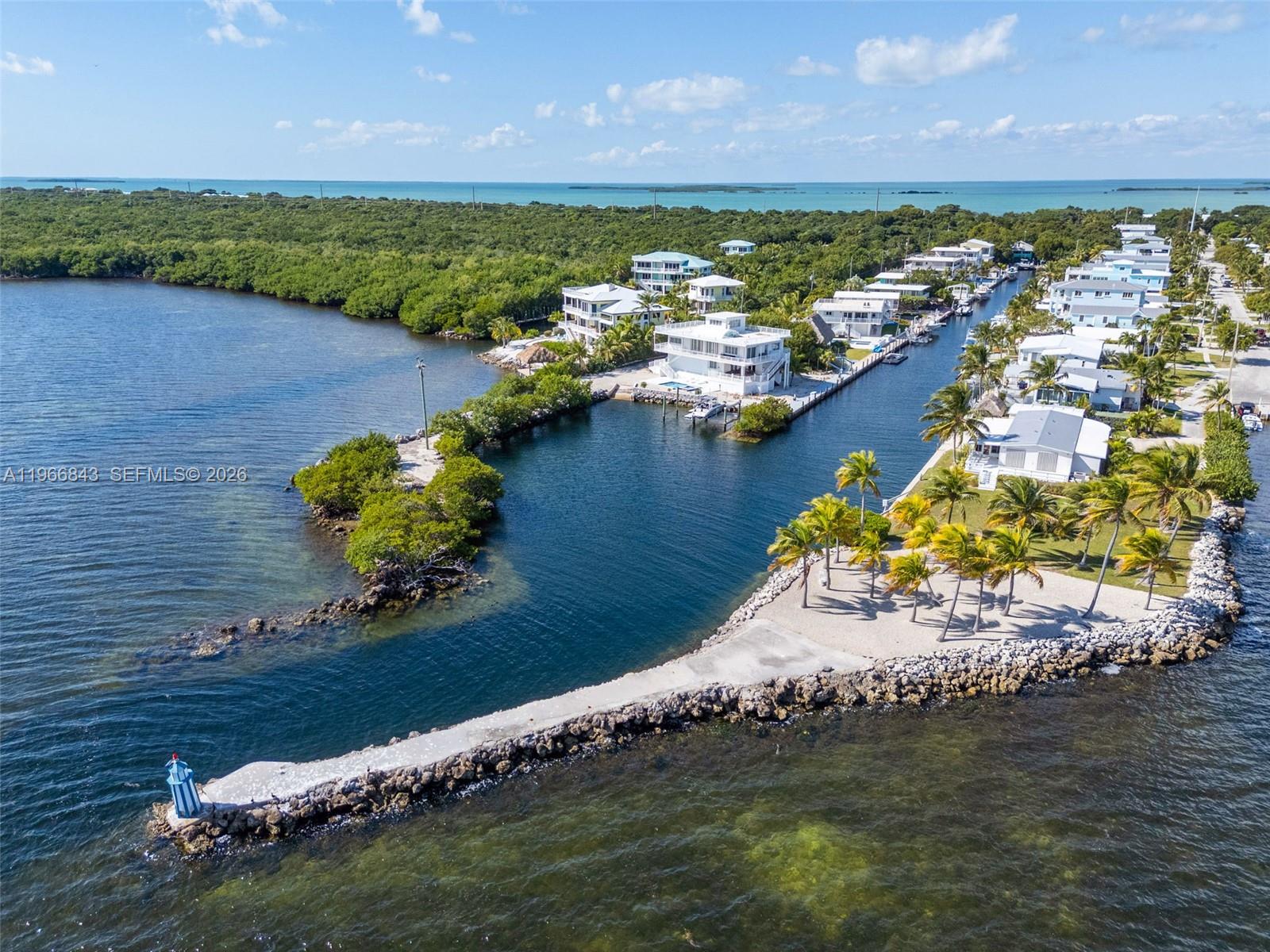 ROCK HARBOR YACHT HAVEN - Residential