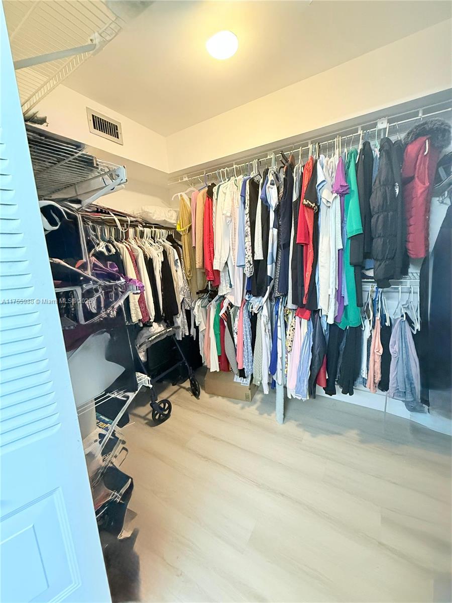 SUNRISE LAKES 166 CONDO - Residential