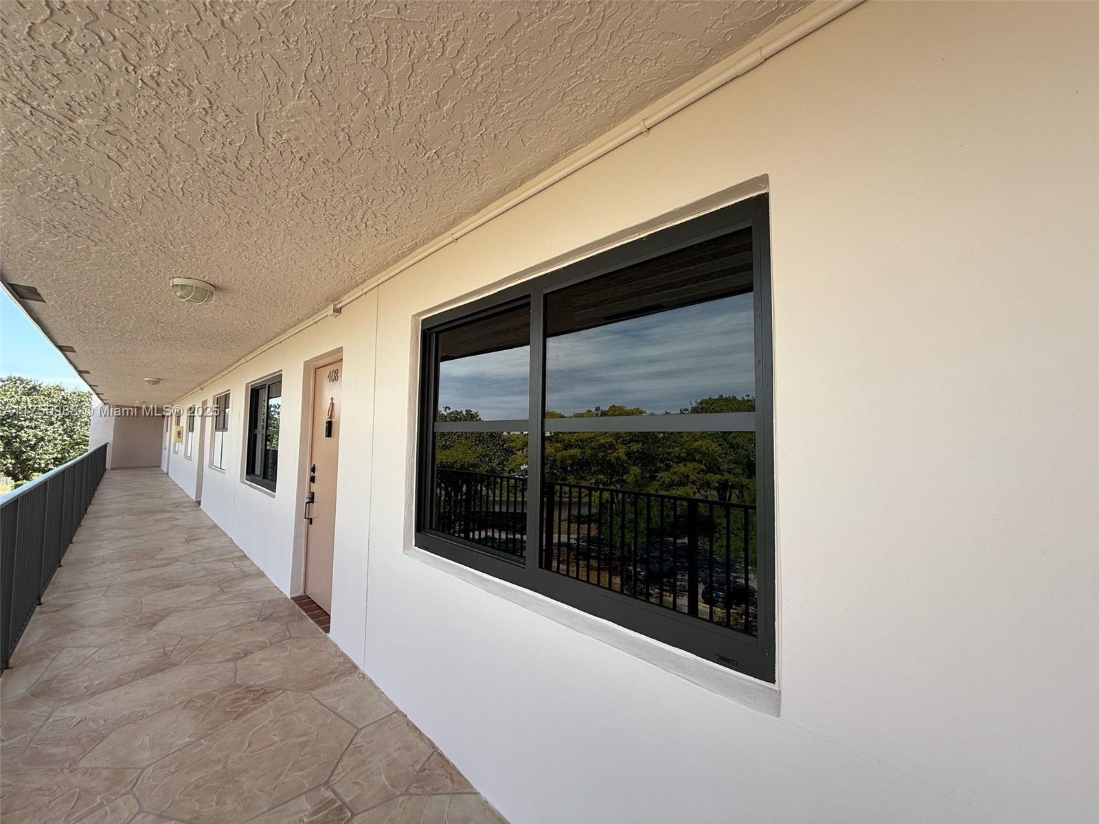 SUNRISE LAKES 166 CONDO - Residential