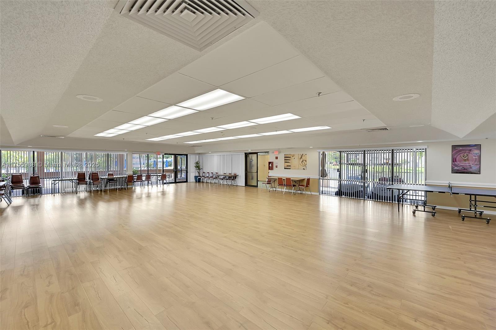 SUNRISE LAKES 166 CONDO - Residential