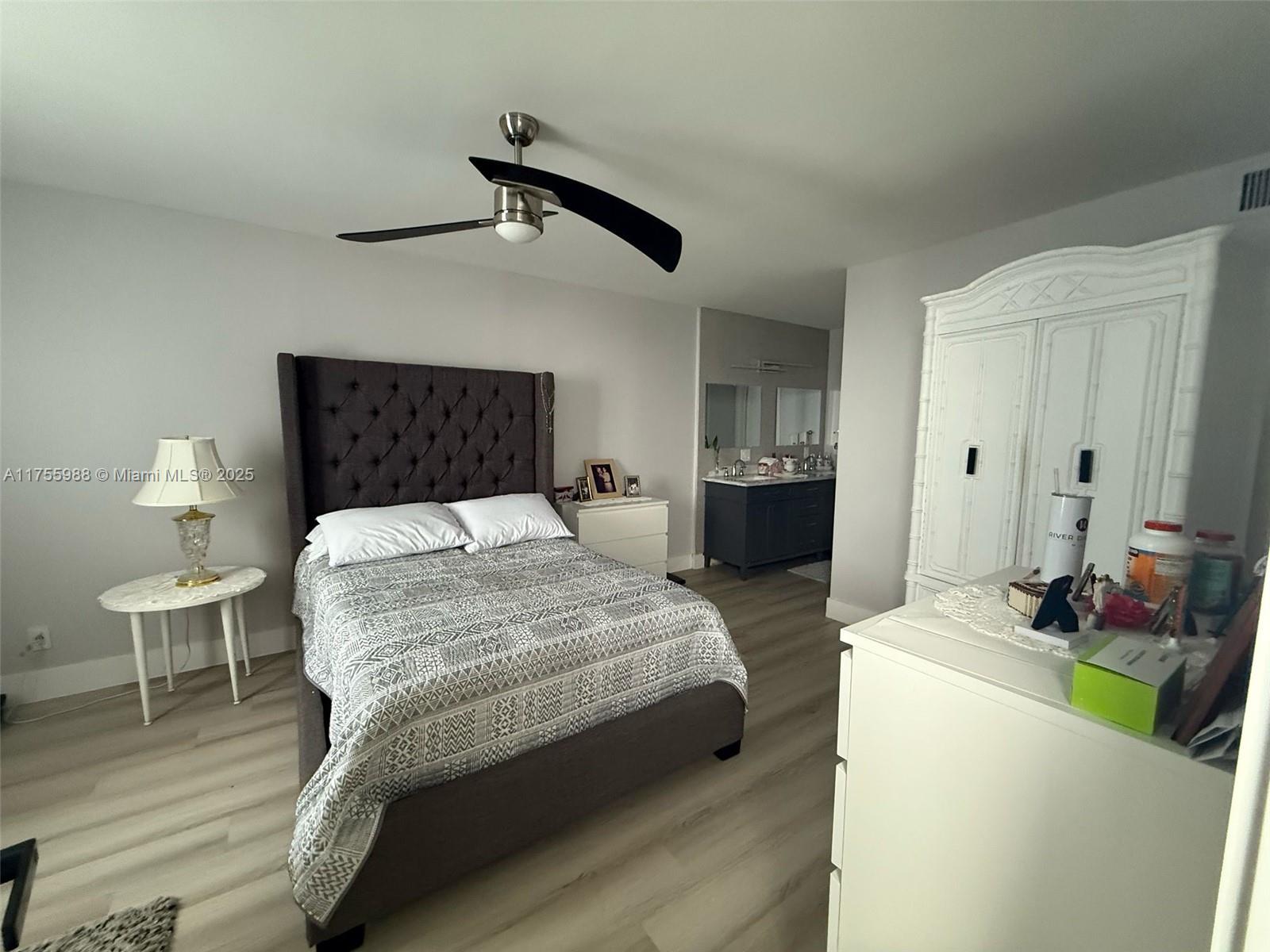 SUNRISE LAKES 166 CONDO - Residential