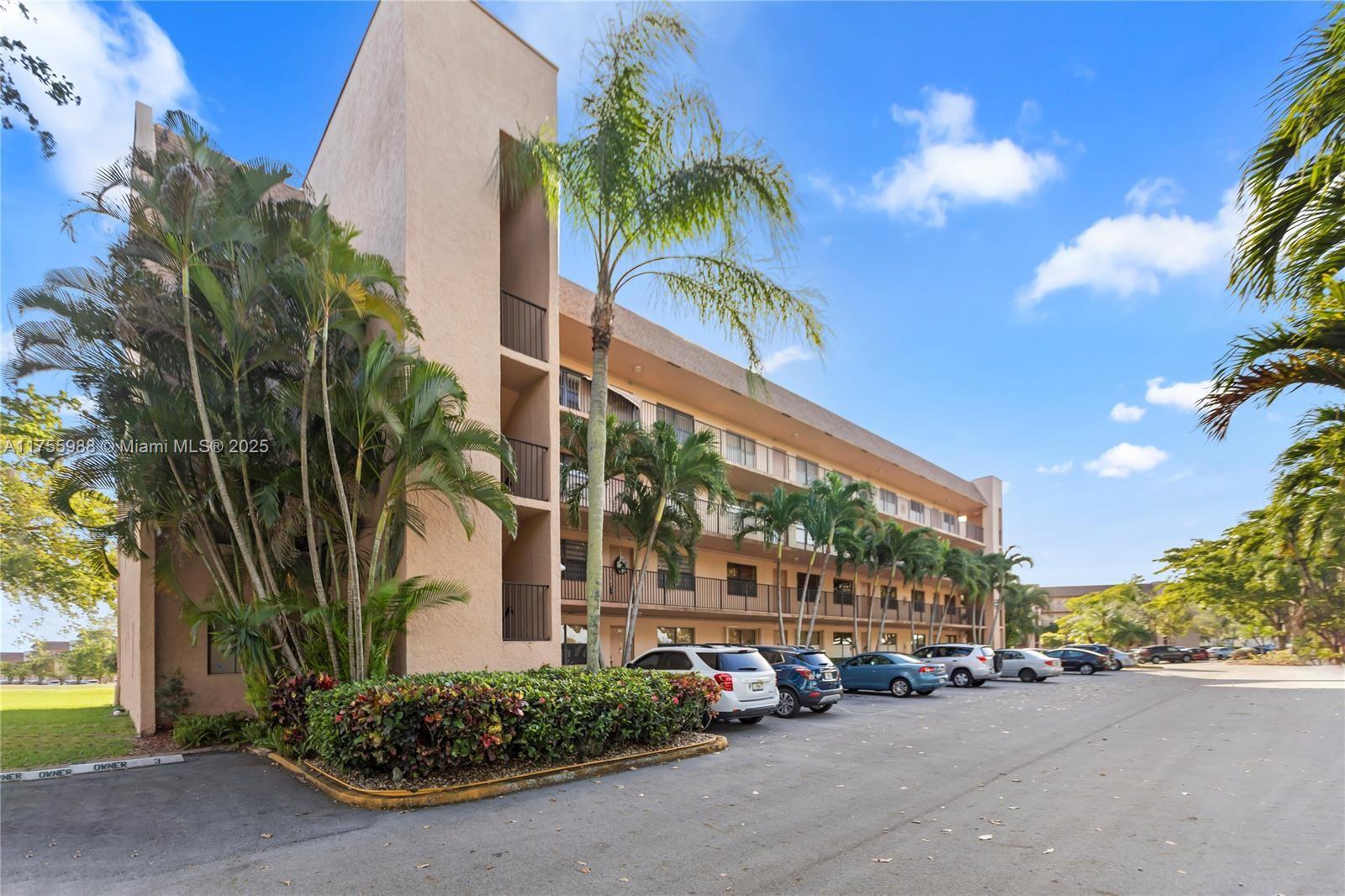 SUNRISE LAKES 166 CONDO - Residential