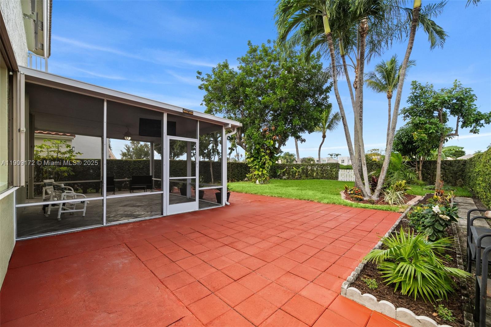 COQUINA LAKES - Residential Lease