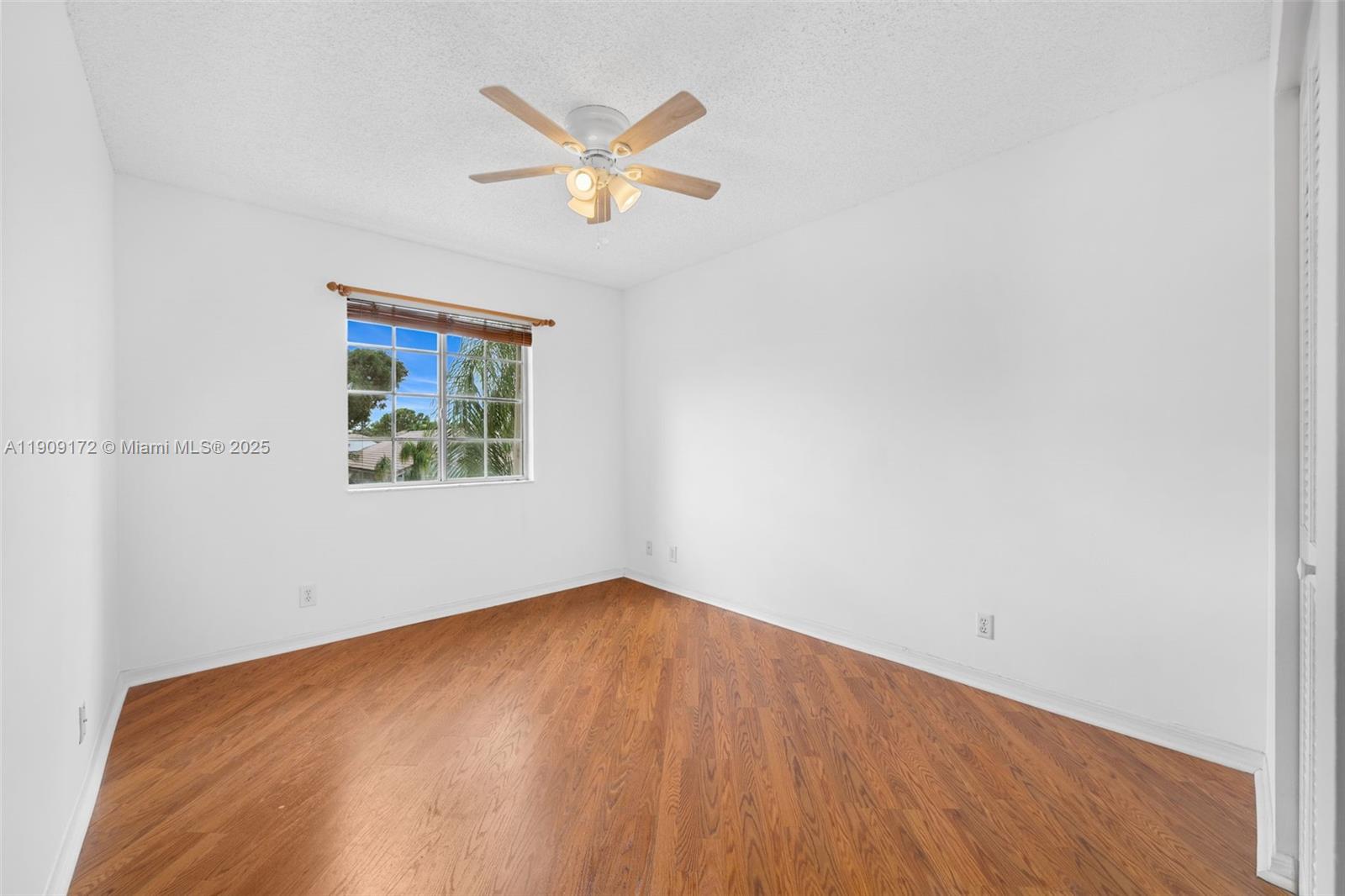 COQUINA LAKES - Residential Lease