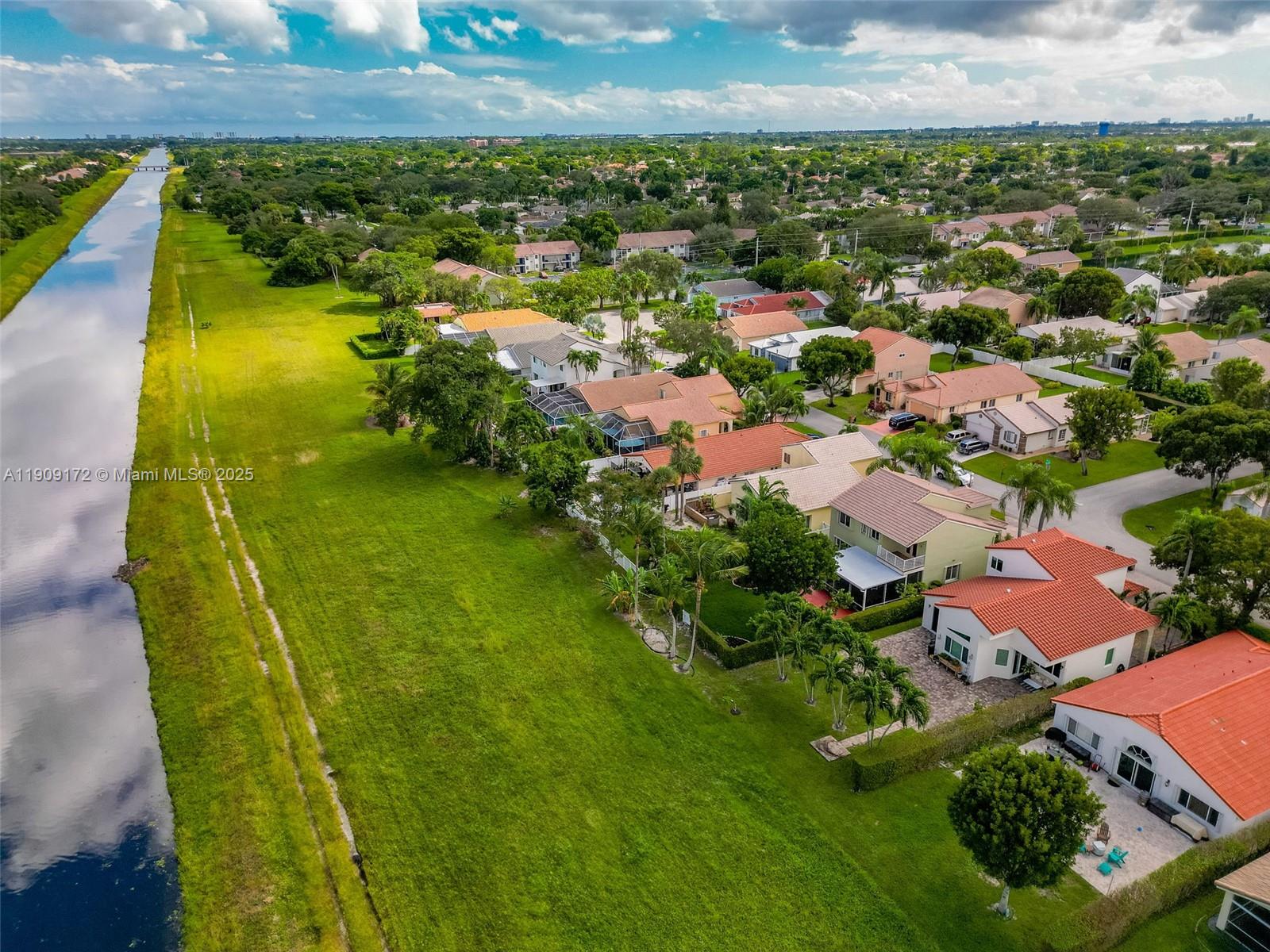 COQUINA LAKES - Residential Lease