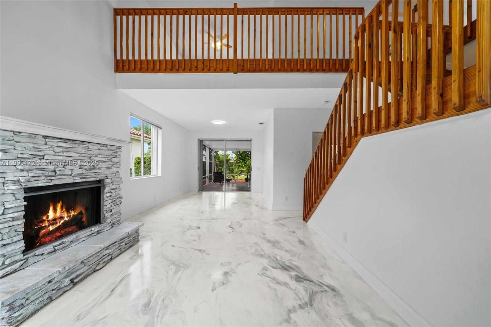 COQUINA LAKES - Residential Lease