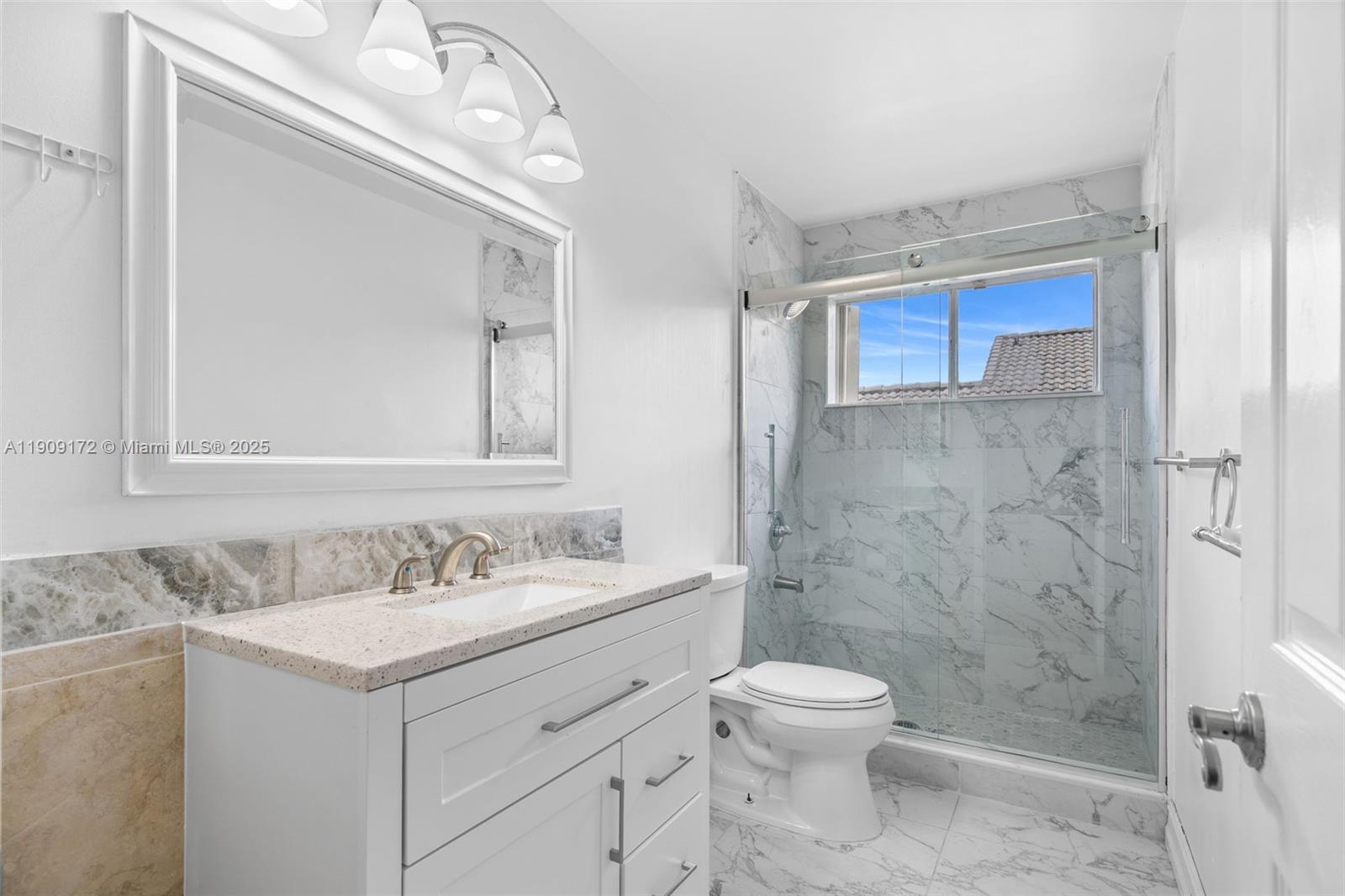 COQUINA LAKES - Residential Lease