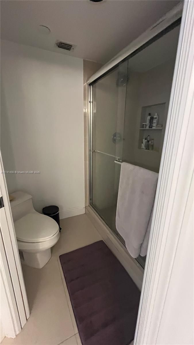 MYSTIC POINTE TOWER 400 C - Residential