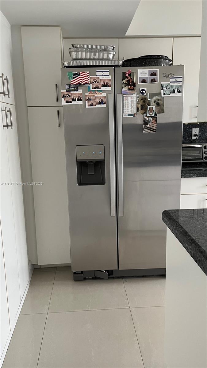 MYSTIC POINTE TOWER 400 C - Residential