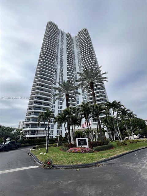 A home in Aventura