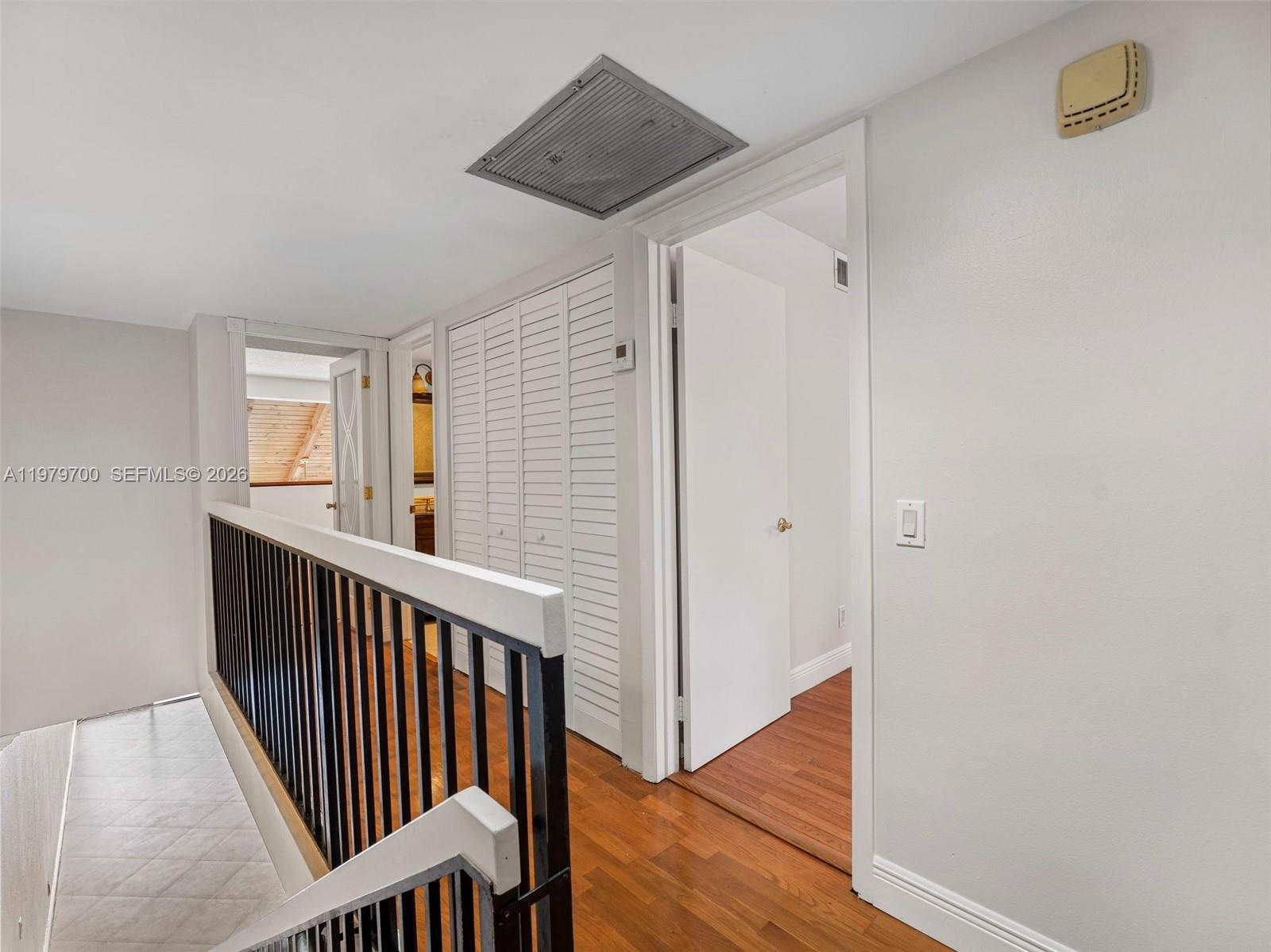 PEMBROKE LAKES SECTION SE - Residential