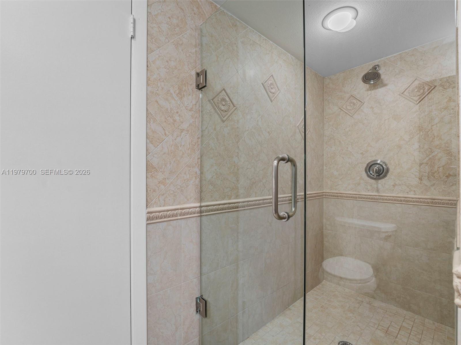 PEMBROKE LAKES SECTION SE - Residential