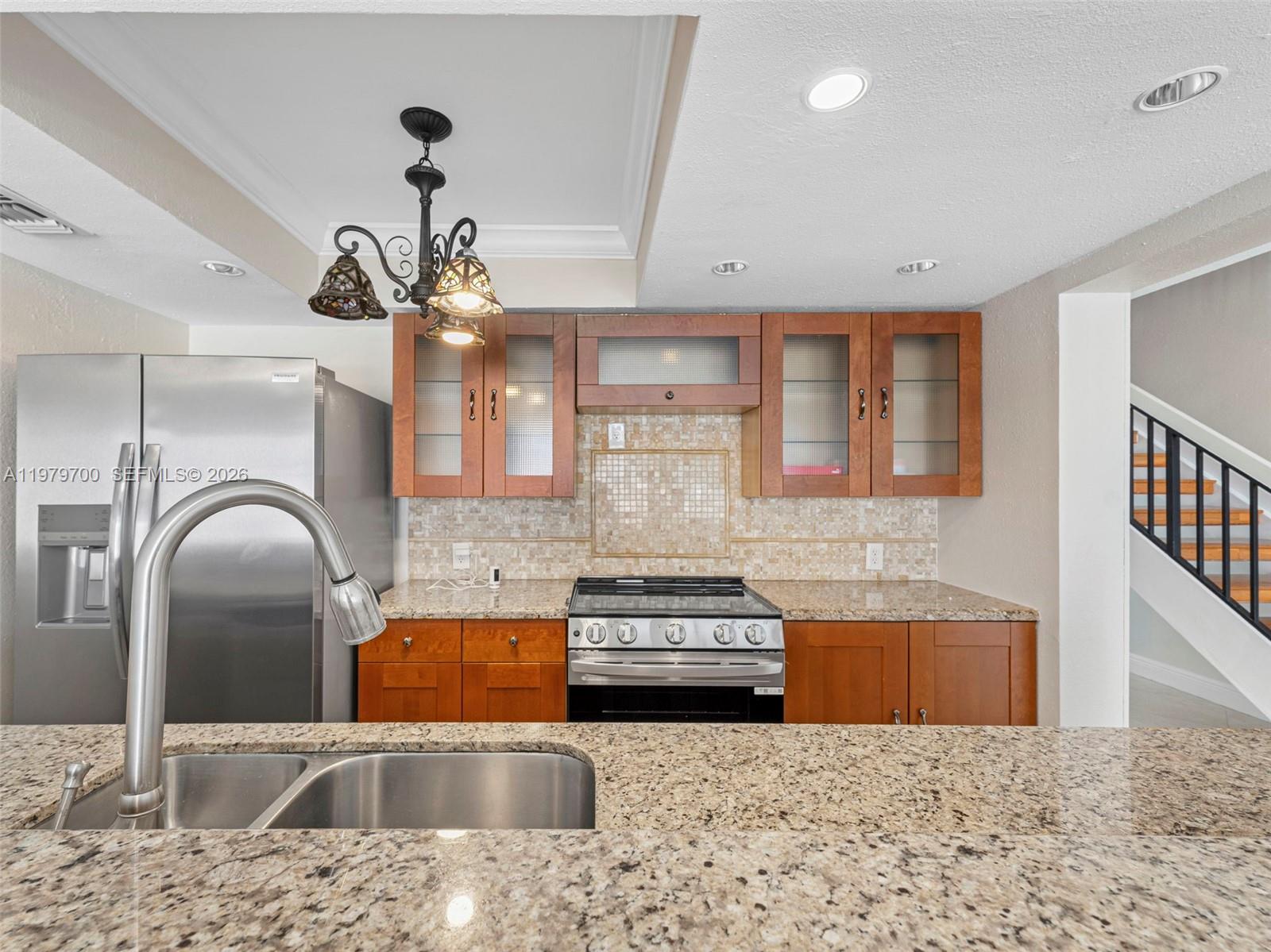 PEMBROKE LAKES SECTION SE - Residential