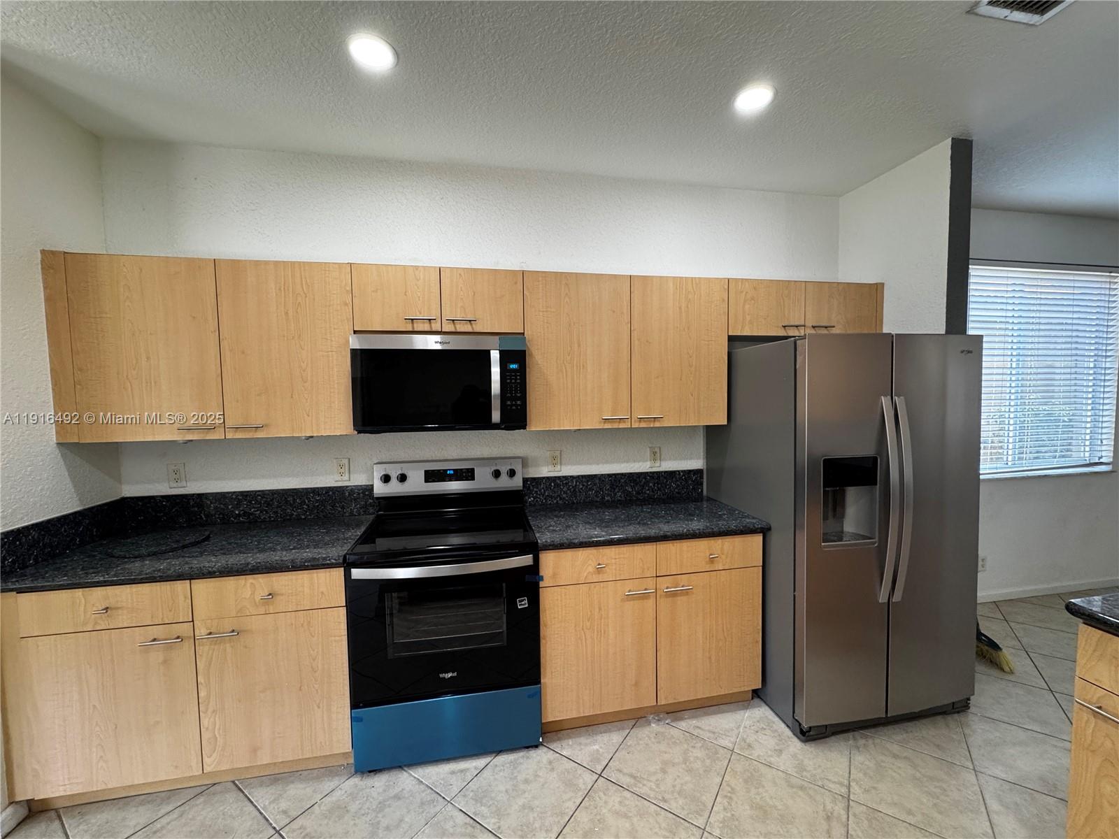 SECTOR 2-PARCELS 12 13 14 - Residential Lease